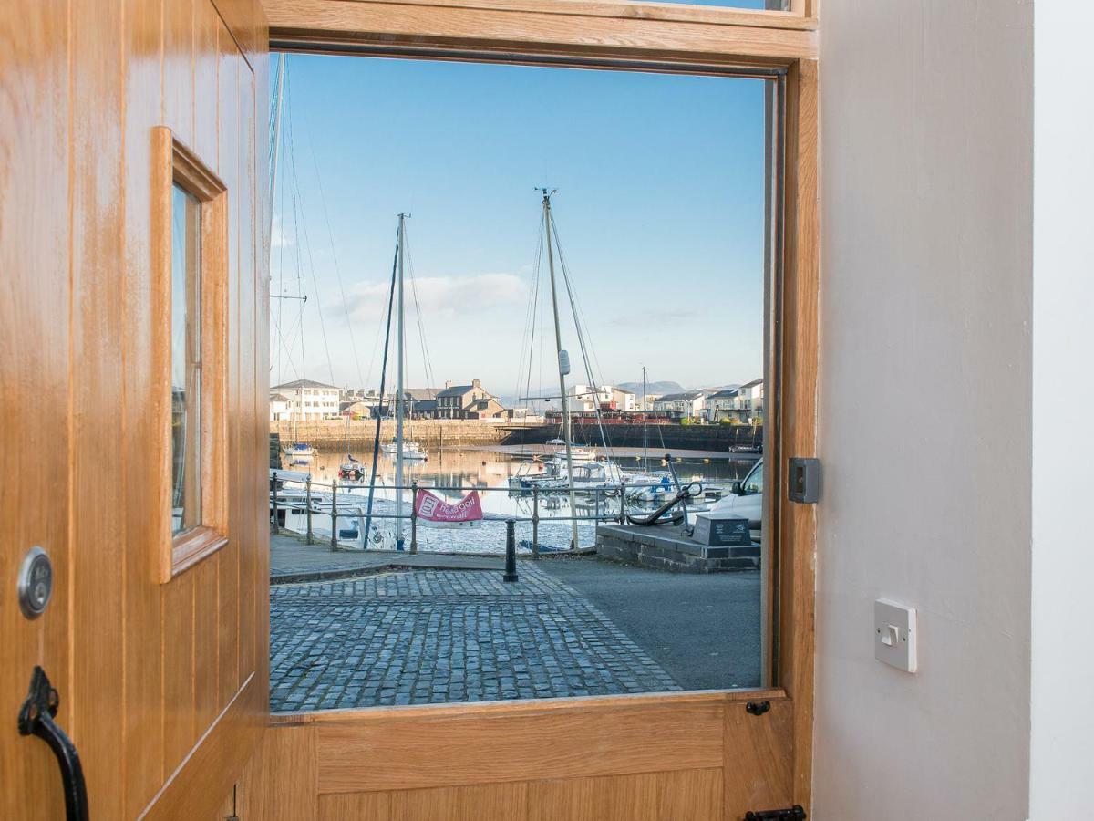 The Captain'S Bank Porthmadog Exterior photo